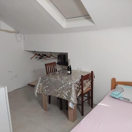 Apartments Maki Тиват Екстер'єр фото